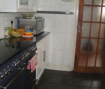 Room in a Shared House, Westbury Avenue, N22 - Photo 3