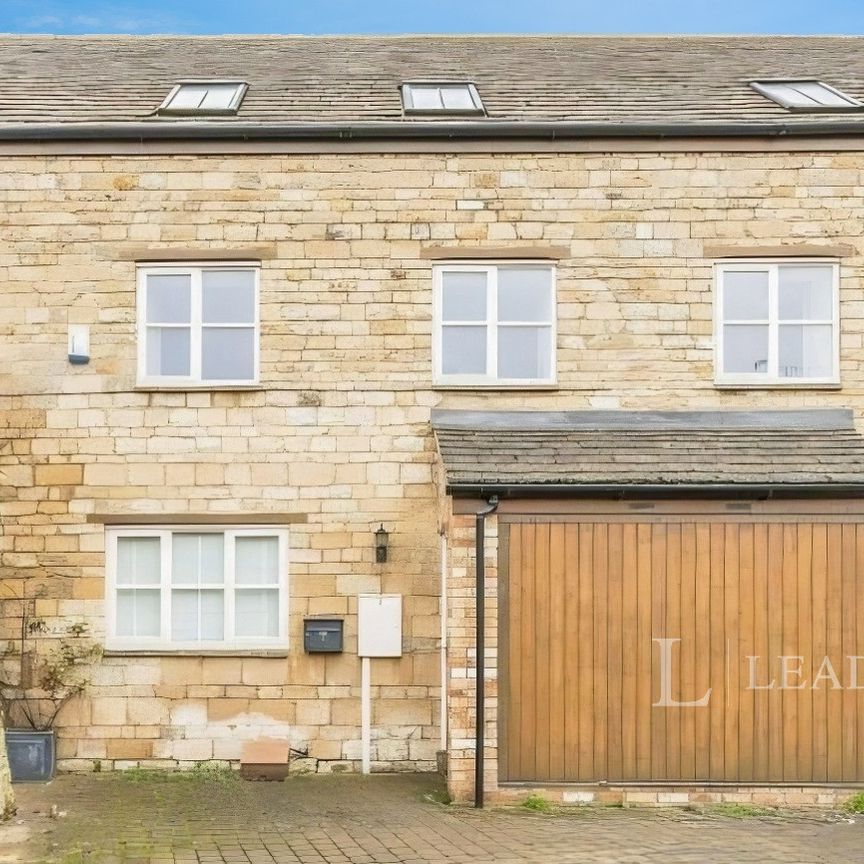 2 bedroom town house to rent Farriers Mews, Stamford, PE9 - Photo 1