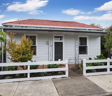 HEART OF SEDDON VILLAGE! - Photo 1