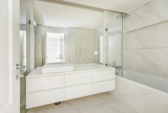 1 Bedroom Apartment with swimming pool, Janelas Verdes, Lisboa