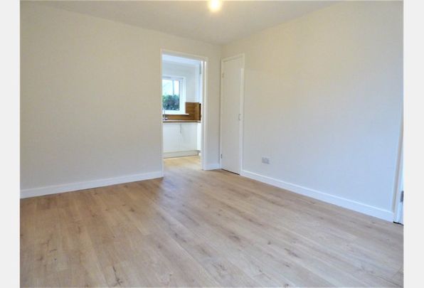 Lanark Road, Juniper Green, EH14 5DJ - Photo 1