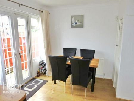 3 bedroom terraced house to rent - Photo 5