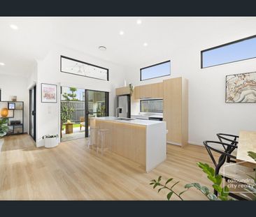 DESIGNER LIVING IN THE HEART OF NIRIMBA - Photo 5