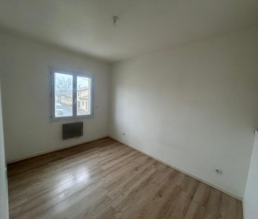 Location Maison 4 pièces 74m² LUDON MEDOC 33290 - Photo 4