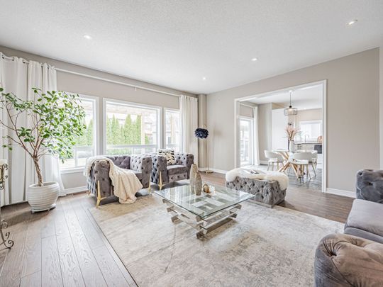 For Lease - 51 Hanson Crescent, Whitby, Ontario - Photo 1