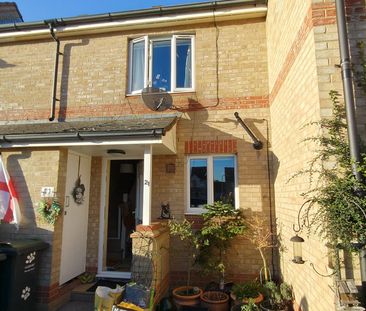 Two Bedroom House with Garden and Off-Road Parking for Two Cars, Go... - Photo 2