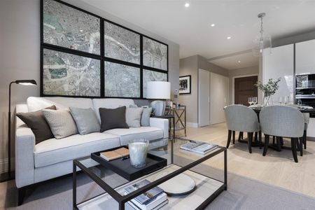 Pinewood Gardens, Teddington, TW11 - Photo 3