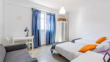 Carrer Justo Vilar, Valencia, Valencian Community 46011 - Photo 2