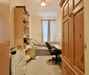 6 bedroom Student Terraced House to rent in Osborne Avenue, Jesmond... - Photo 3