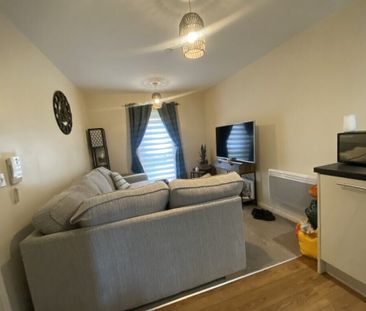 Minstrel Place, Div[Itemprop='Addresslocality'] - Photo 3