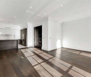 Elegant and spacious, one bedroom apartment set in an exclusive gat... - Photo 4