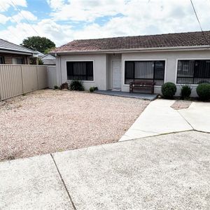 32B Henry Lawson Drive, Peakhurst NSW 2210 - House For Rent | Domain - Photo 2
