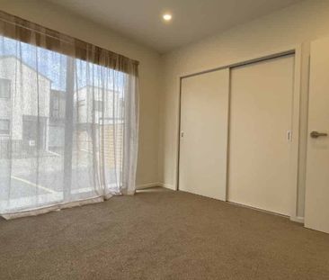 One bedroom unit - Photo 3