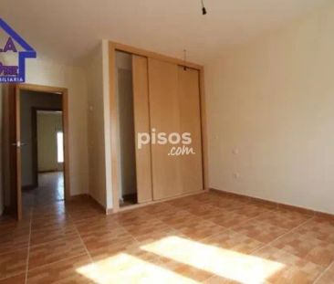 Casa adosada en alquiler en Calle de la Aldavilla - Photo 2