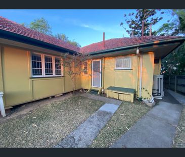 1/147 Gladstone Road, Highgate Hill, Qld 4101 - Photo 2