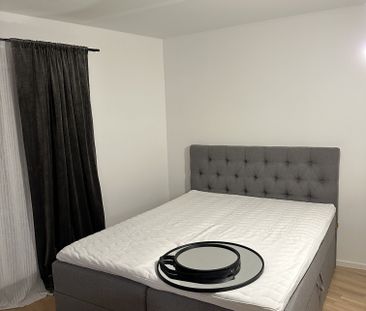 Thorsten Levenstams väg, Sköndal - Foto 3