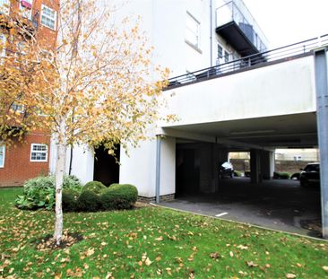 Alexandra Road, Southend-On-Sea - Photo 2