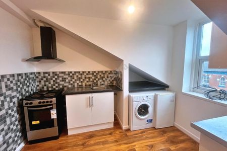 1 bedroom flat to rent - Photo 2