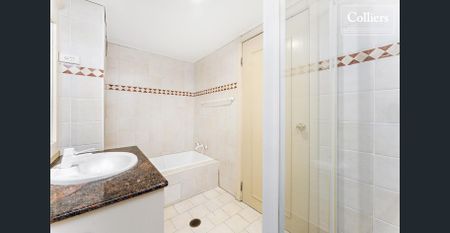 Spacious Coastal Apartment Moments from North Wollongong Beach - Photo 4