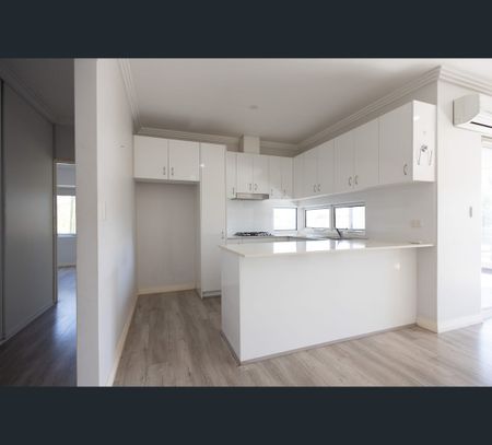 5/4 Mellar Court, Midland, WA 6056 - Photo 2
