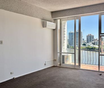 Riverside Living with Iconic Views - Photo 1