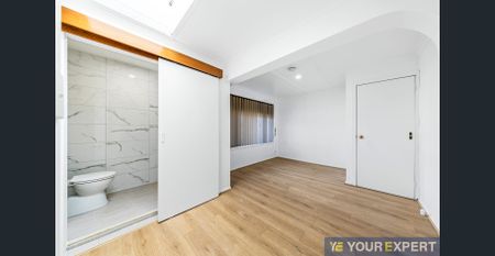 Renovated Rooming House in Prime Berwick Location – Ensuite Rooms + Bills Included!! - Photo 5