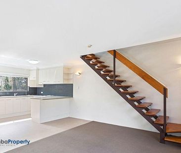Impressive two bedroom townhouse located close to parks, shops and ... - Photo 1
