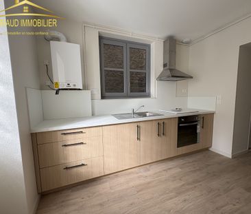 Location Appartement 3 pièces 69m² CHARLIEU 42190 - Photo 5