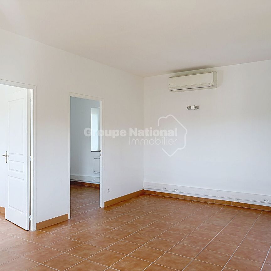 Appartement T3 de 64.97 m² sur Berre L'étang, - Photo 1