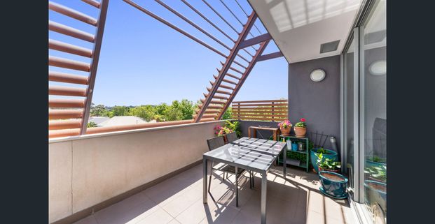 Modern Living with Panoramic Valley Views - Photo 1