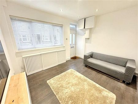 2 bedroom house to rent - Photo 2