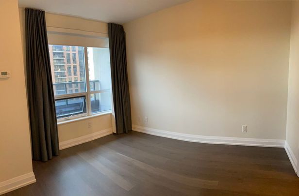 For Lease - 5 Sheppard Avenue Unit# 1723, Toronto, Ontario - Photo 1