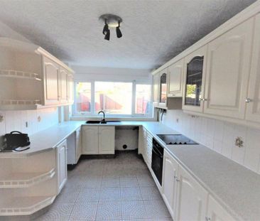3 bedroom terraced house to rent - Photo 4