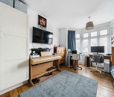 3 bedroom semi-detached house to rent - Photo 5