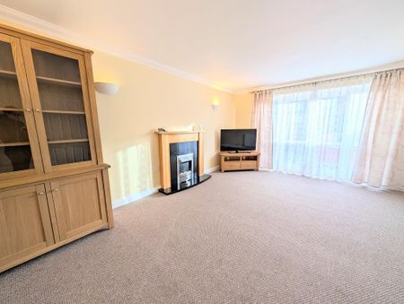 4 bedroom terraced house to rent - Photo 5