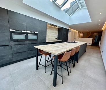 Zeer kwalitatief gerenoveerde rijwoning met hoge afwerking in Water... - Photo 5