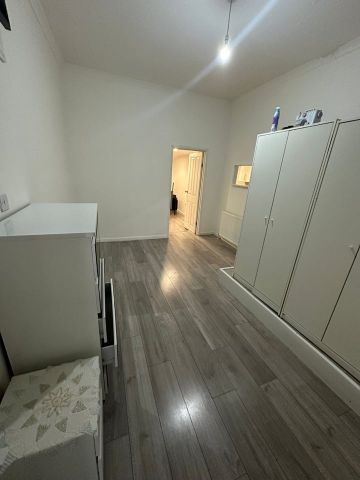 1 Bed Flat, Kingsland High Street, E8 - Photo 3