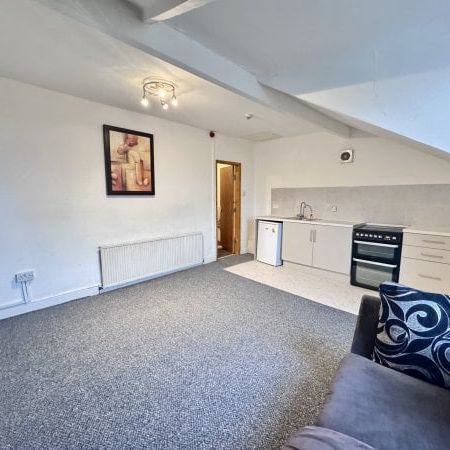 Charnwood Grove, Nottingham, NG2 - Photo 1