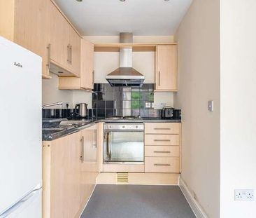 Shelley Street, Old Town, SN1 - Photo 4