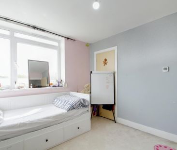 4 bed town house to rent in Wraysbury Drive, West Drayton, UB7 - Photo 6