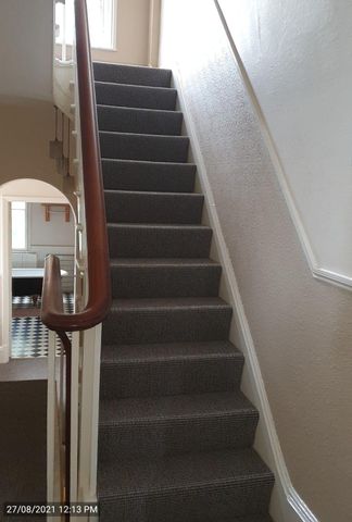 West Street (7 bed) - Photo 3