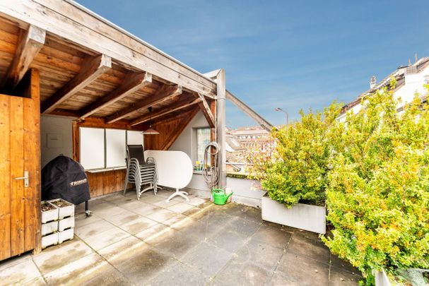 Large old town apartment in a central location - Foto 1