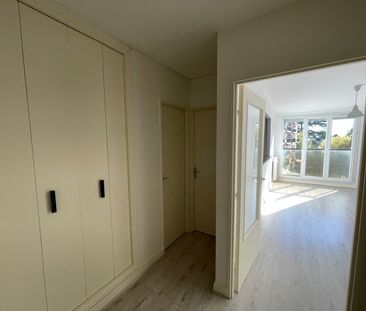 Location Appartement 2 Pièces 52 m² - Photo 6