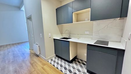 Location Appartement 1 pièce 33m² NARBONNE 11100 - Photo 3