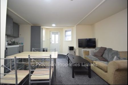 2 Bedroom Flats in Leeds - Photo 3