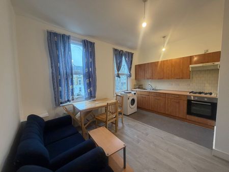 1 Bed Flat, Stamford Hill, N16 - Photo 4