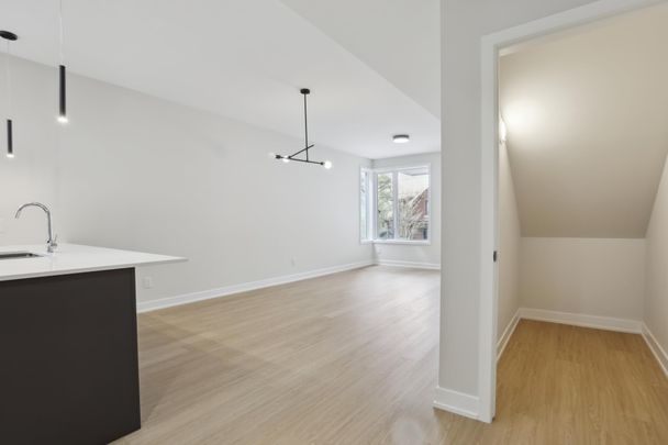 49 Grosvenor - Photo 1