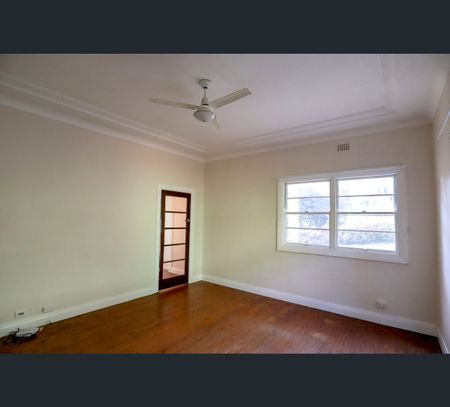 13 Ubrihien Street, Lismore, NSW 2480 - Photo 4