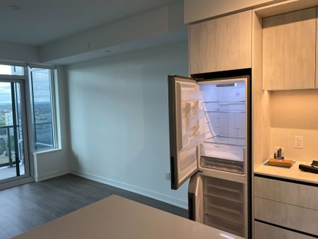 For Lease - 2495 Eglinton Avenue Unit# 2006-B, Mississauga, Ontario - Photo 2