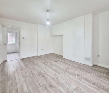 West Avenue, Chelmsford, CM1 - Photo 1